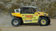 Can-Am Commander Racers na 1-2 stupni vtz v poutnm zvod BITD Desert Mint 400