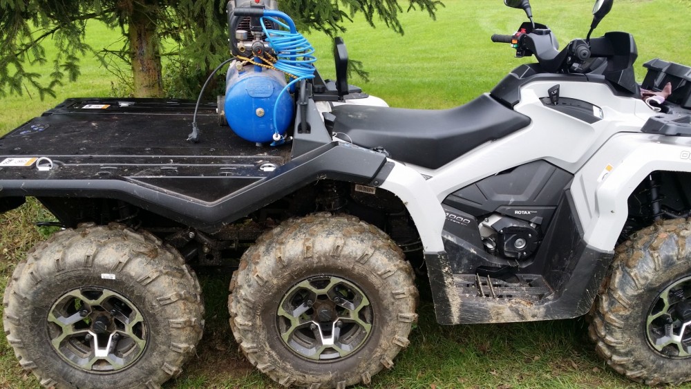 Квадроцикл outlander 6x6