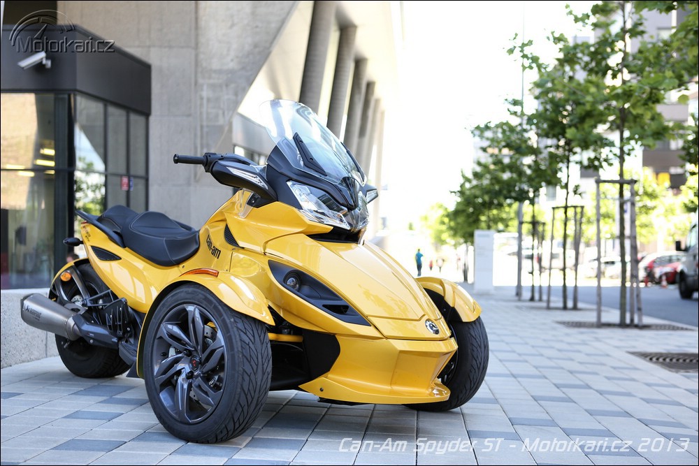 CanAm Spyder ST katalog čtyřkolek, quad katalog